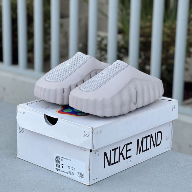 Nike Mind 001